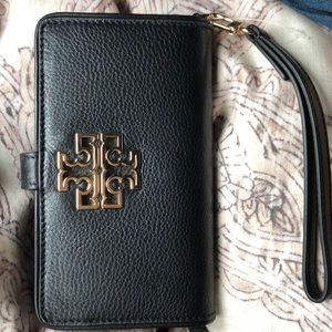 Tory Burch Britten phone wallet